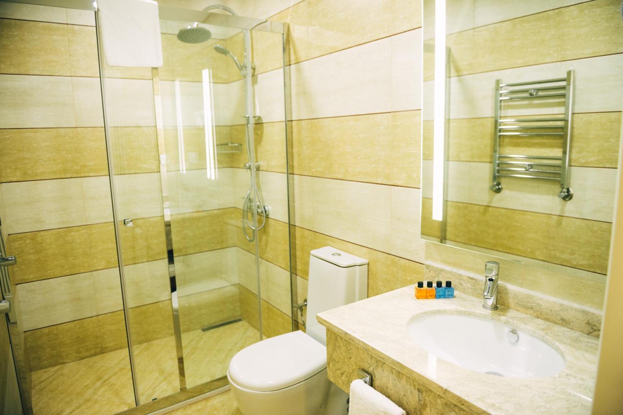 Emerald Suite Hotel Baku Exterior foto