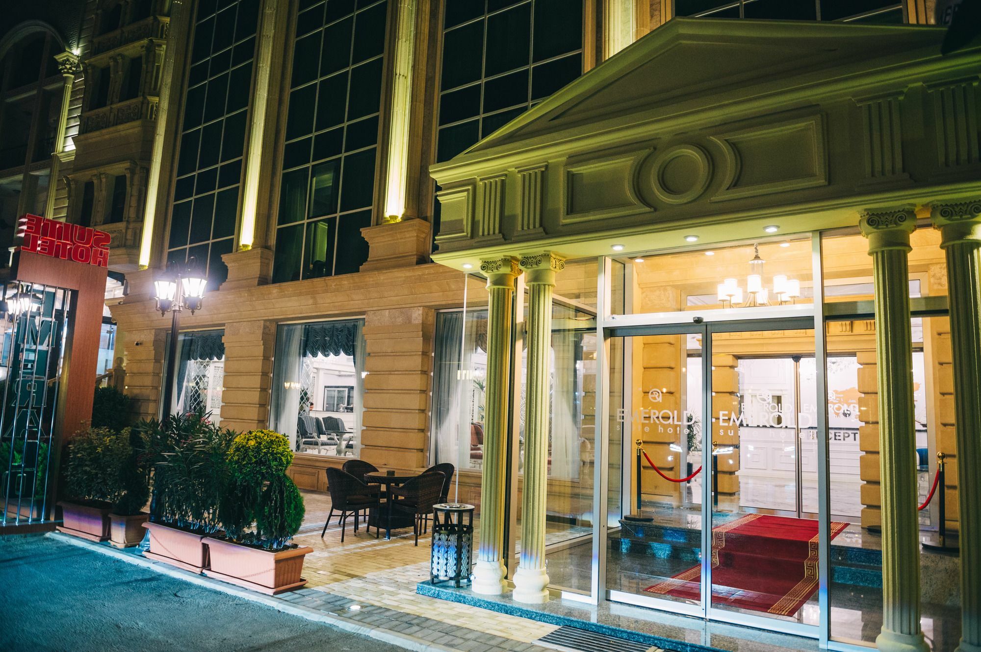 Emerald Suite Hotel Baku Exterior foto